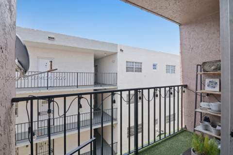 6175 W 20th Ave 311, Hialeah FL - photo 16 of 18