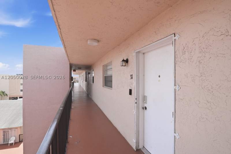 2 bedroom Condominium at 6175 W 20th Ave 311, Villa Luisa Condo, Hialeah — photo 2