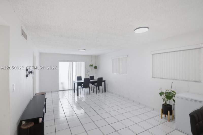 2 bedroom Condominium at 6175 W 20th Ave 311, Villa Luisa Condo, Hialeah — photo 4