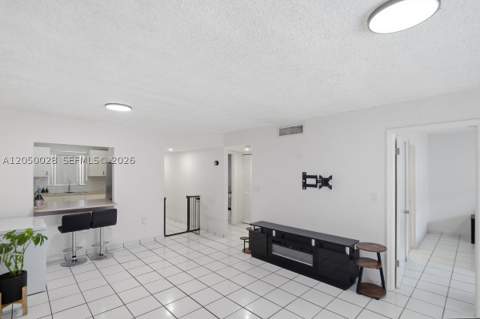 6175 W 20th Ave 311, Hialeah FL - photo 6 of 18