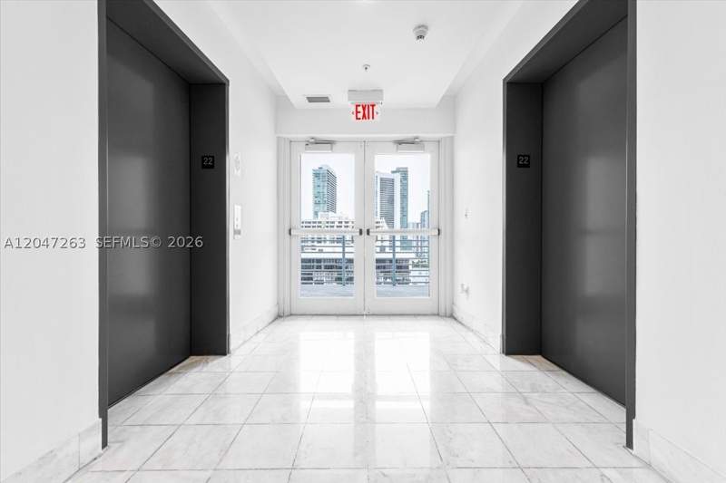 2 bedroom Condominium at 601 NE 36th St 2203, Blue Condo, Miami — photo 3
