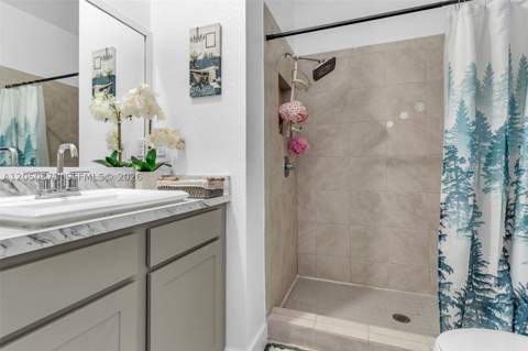 533 NE 5th Pl, Florida City FL - photo 12 of 24