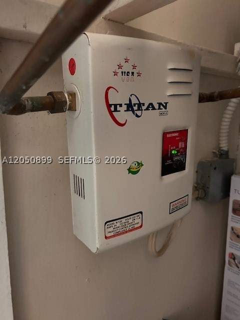 11201 NW 7th St 204, Sweetwater FL - photo 12 of 13