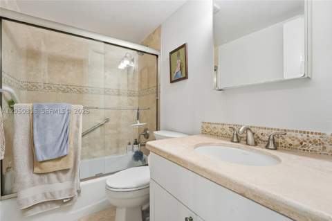 1205 Mariposa Ave 403, Coral Gables FL - photo 17 of 41