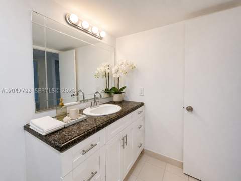 2801 NE 183rd St 208W, Aventura FL - photo 6 of 18