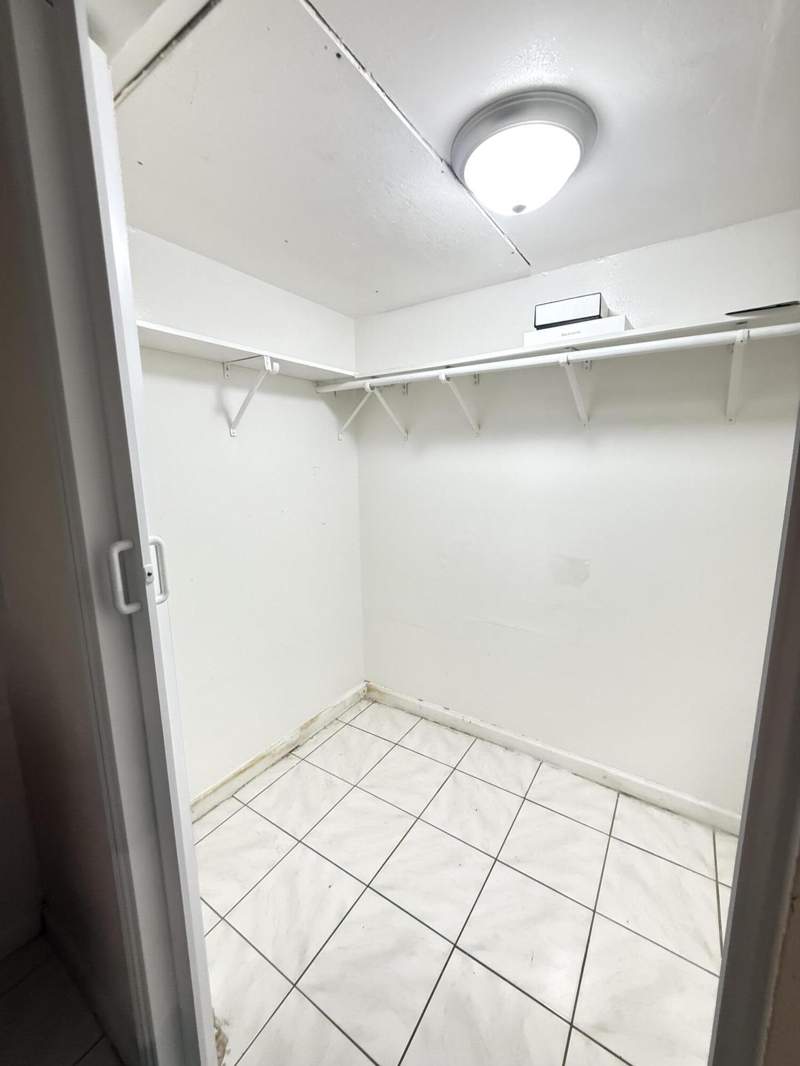 2 bedroom Condominium at 20015 NE 3rd Court 5, Spear Acres, Miami — photo 5