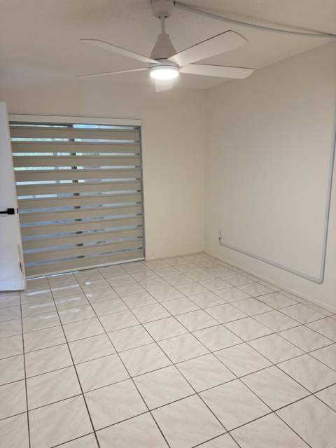 20015 NE 3rd Court 5, Miami FL - photo 6 of 14