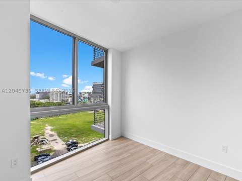 90 NE 32nd St 901, Miami FL - photo 23 of 32