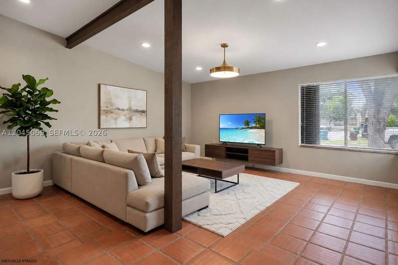 3 bedroom SingleFamilyResidence at 9786 SW 147th Ct, Hammocks Sec 2, Miami — photo 2