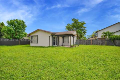9786 SW 147th Ct, Miami FL - photo 20 of 49