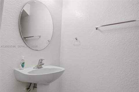 8932 SW 228th Ln, Cutler Bay FL - photo 16 of 33