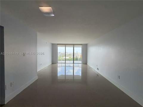 18011 Biscayne Blvd 1802, Aventura FL - photo 13 of 33