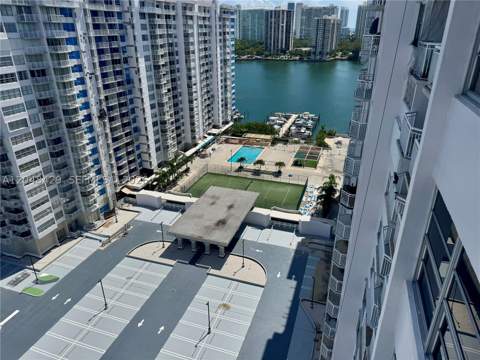 18011 Biscayne Blvd 1802, Aventura FL - photo 17 of 33