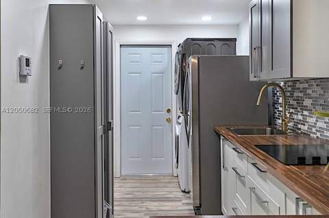 1450 NE 170th St 204, North Miami Beach FL - photo 9 of 19