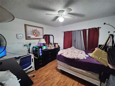 945 NW 19th Ave, Miami FL - photo 10 of 17