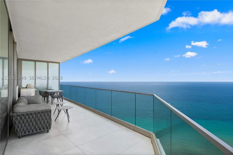 2 bedroom Condominium at 18975 Collins Ave 3204, 18975 Collins Condo, Sunny Isles Beach — photo 4