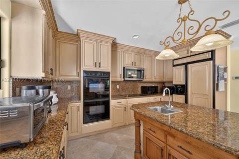6255 SW 120th St, Pinecrest FL - photo 10 of 62