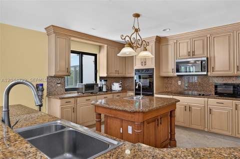 6255 SW 120th St, Pinecrest FL - photo 11 of 62