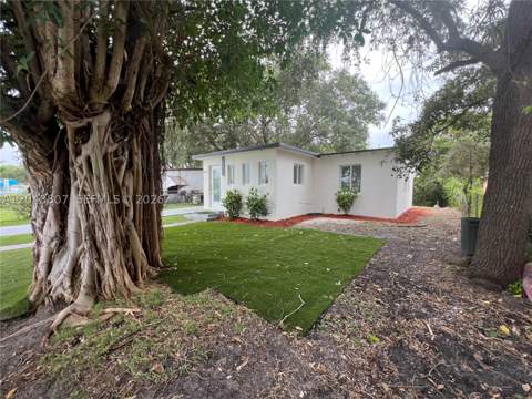1831 Wilmington St, Opa Locka FL - photo 14 of 19