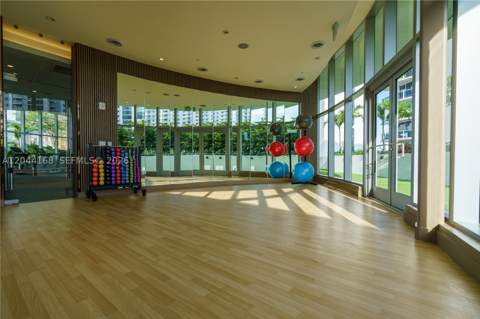 700 NE 24rd St 2304, Miami FL - photo 8 of 31