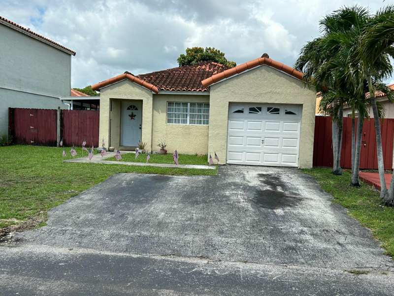 3 bedroom SingleFamilyResidence at 15156 SW 128th Court, Deerwood Estates, Miami — photo 1