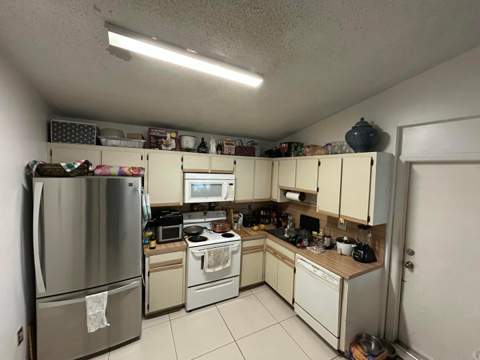 15156 SW 128th Court, Miami FL - photo 7 of 32