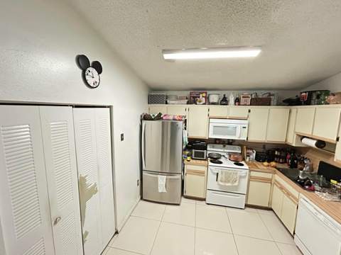 15156 SW 128th Court, Miami FL - photo 9 of 32