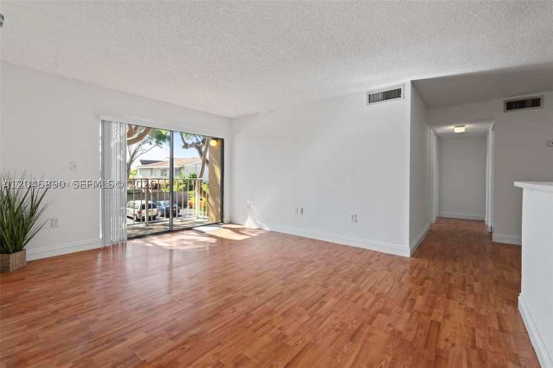 2 bedroom Condominium at 15600 SW 80th St L-203, The Courts At Kendall Con, Miami — photo 1