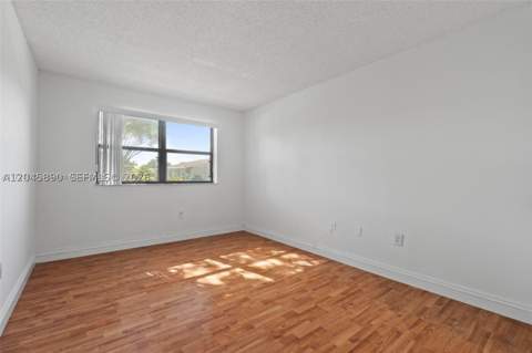 15600 SW 80th St L-203, Miami FL - photo 10 of 14