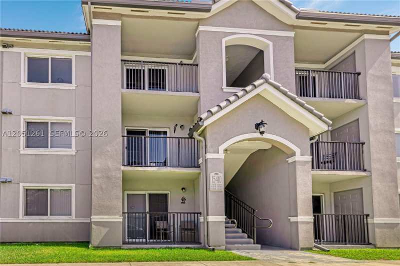 2 bedroom Condominium at 15410 SW 284th St 8305, Vista Trace 8 Condo, Homestead — photo 1