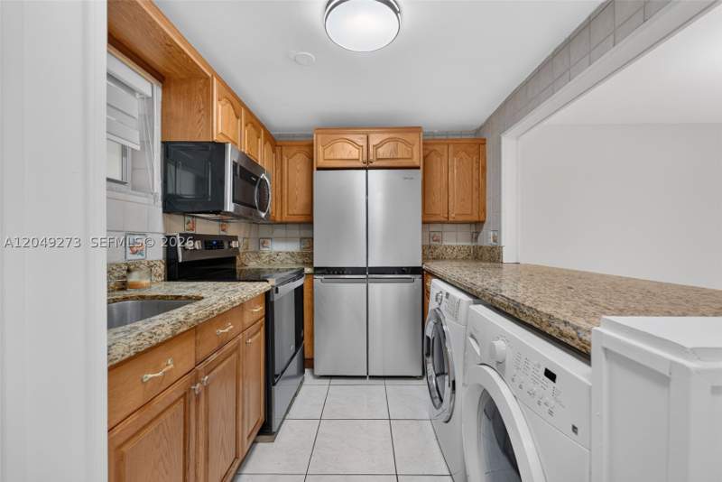 2 bedroom Condominium at 10300 Coral Way C25, Coral Way Village Condo, Miami — photo 4