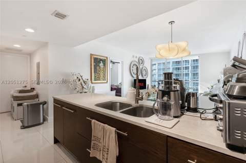 475 Brickell Ave 3111, Miami FL - photo 9 of 32