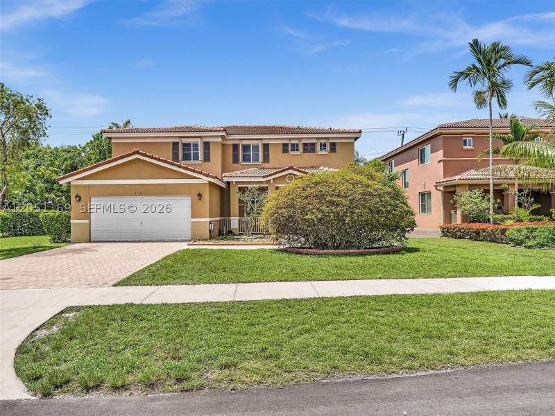 4 bedroom SingleFamilyResidence at 912 NW 204th St, Sport Acres, Miami Gardens — photo 4