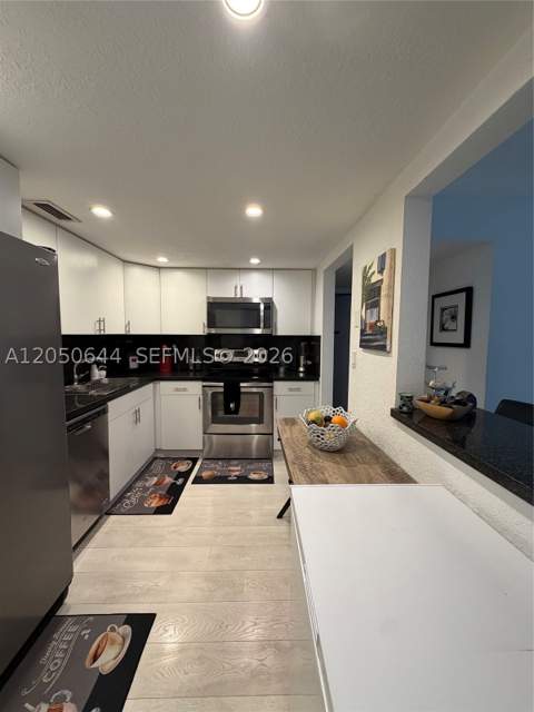 20850 San Simeon Way 302-5, Miami FL - photo 18 of 49
