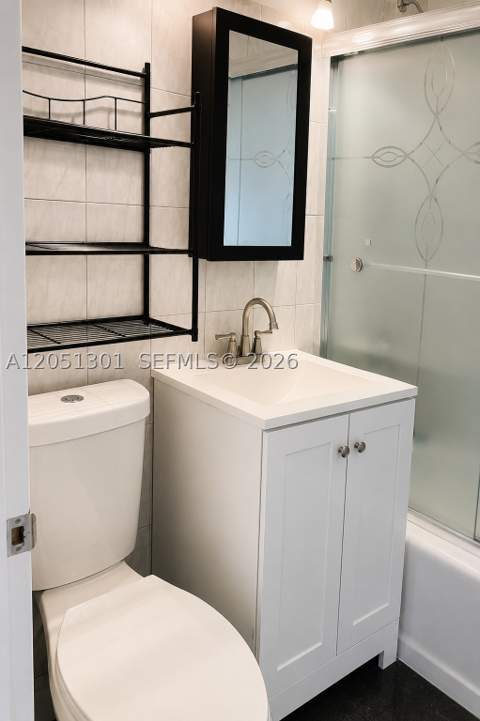 2097 Rutland St, Opa Locka FL - photo 6 of 10