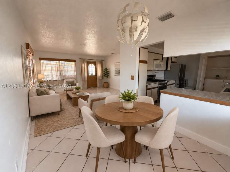 4 bedroom SingleFamilyResidence at 15340 SW 305th St, 21st Century Homes 3rd SE, Homestead — photo 4