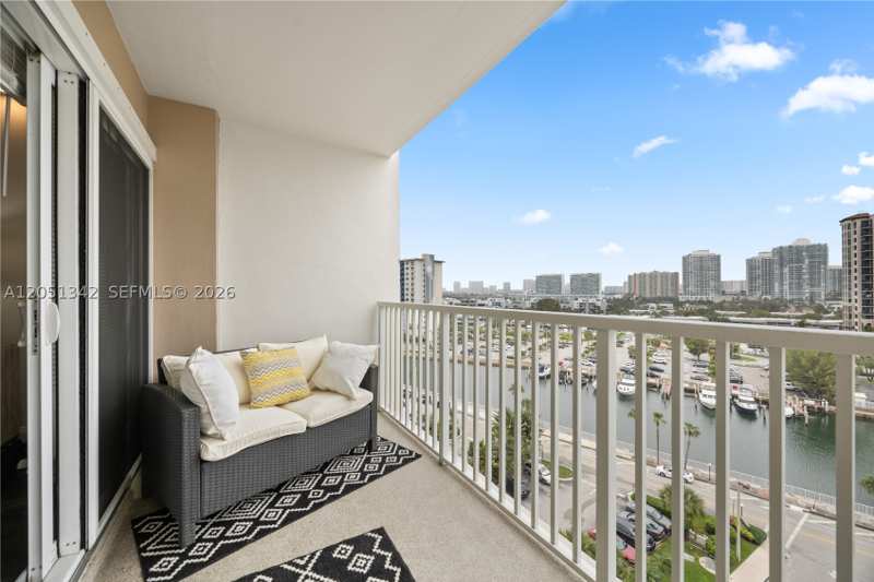 1 bedroom Condominium at 300 Bayview Dr 903, Arlen House Condo, Sunny Isles Beach — photo 1