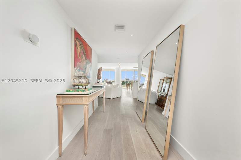 1 bedroom Condominium at 2127 Brickell Ave 1006, Bristol Tower Condo, Miami — photo 3