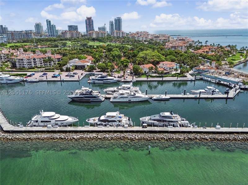 3 bedroom Condominium at 2124 Fisher Island Dr 2124, Bayside Village East, Miami Beach — photo 5