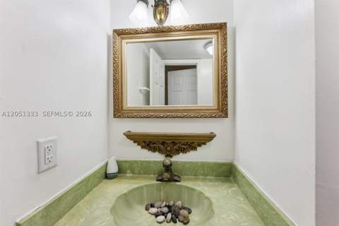 14241 Memorial Hwy 9f Hwy, Miami FL - photo 20 of 47