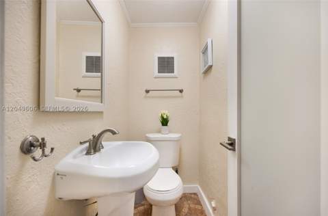 17370 NW 52nd Pl, Miami Gardens FL - photo 20 of 27