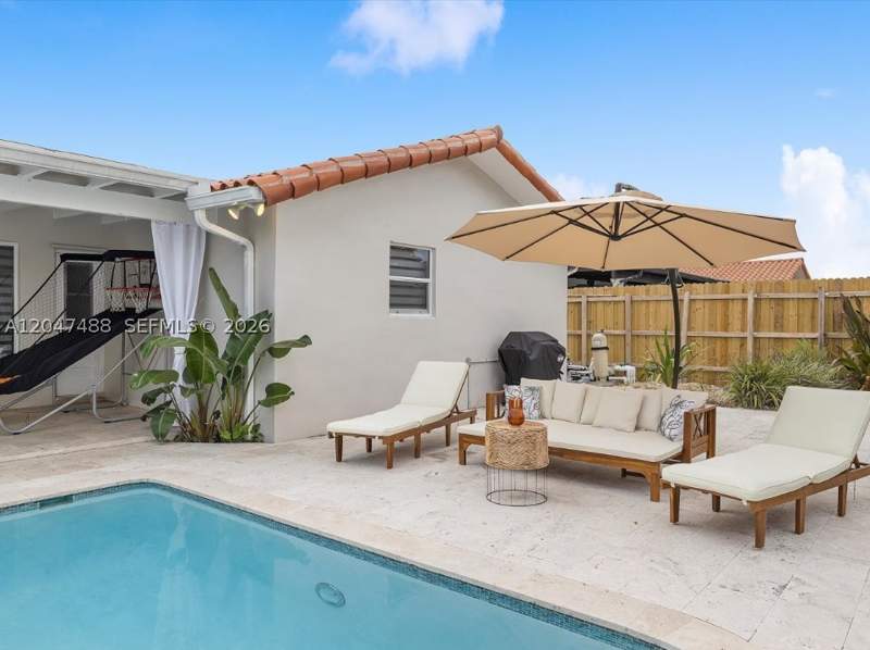 4 bedroom SingleFamilyResidence at 9840 SW 3rd St, West Garden Sub 1st Addn, Miami — photo 5