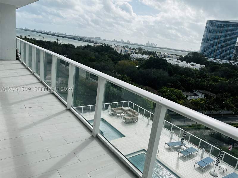 2 bedroom Condominium at 4250 Biscayne Blvd 1018, 4250 Biscayne Boulevard, Miami — photo 2
