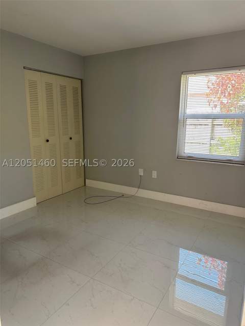 6061 NW 198th Ter, Miami FL - photo 17 of 48