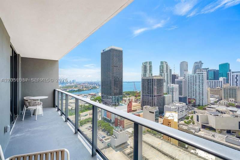 1 bedroom Condominium at 159 NE 6th St 2807, 159 NE 6th Street Condo, Miami — photo 2