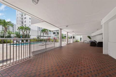 1666 West Ave 404, Miami Beach FL - photo 22 of 32