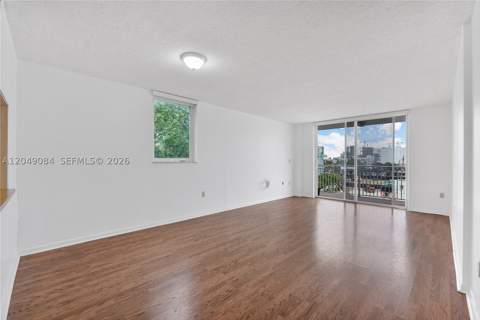 1666 West Ave 404, Miami Beach FL - photo 8 of 32