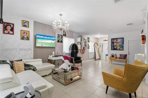 357 NE 35th Ter, Homestead FL - photo 7 of 49