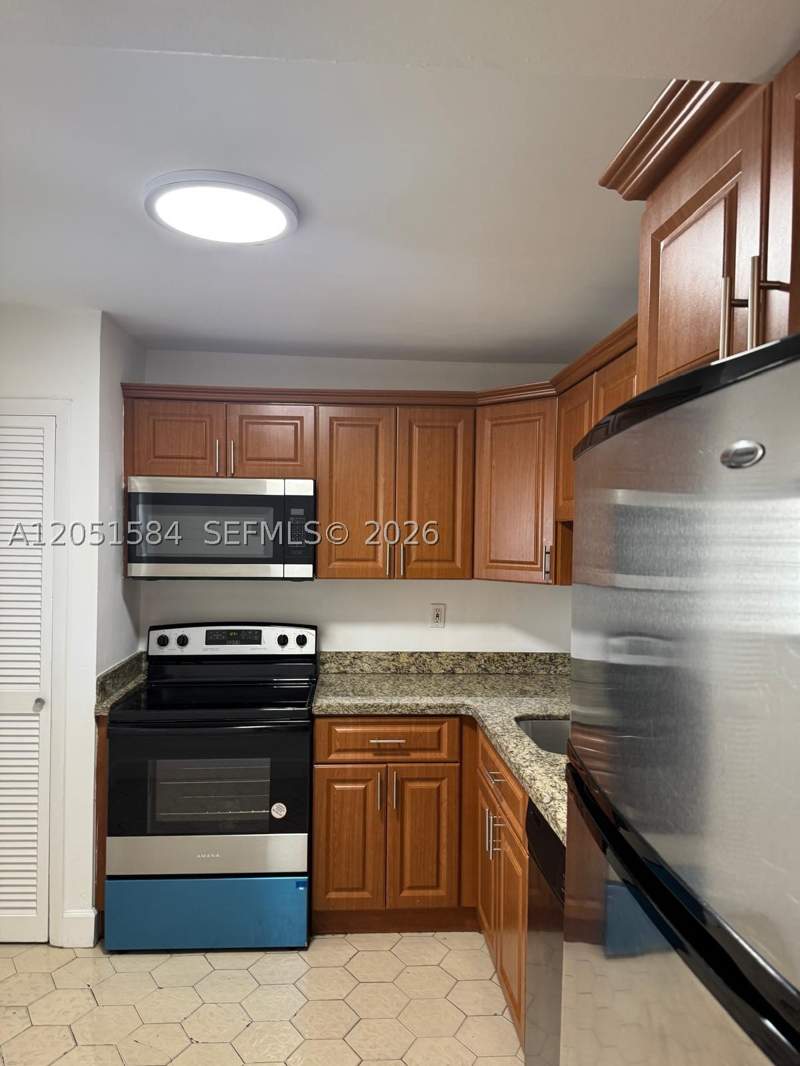 1 bedroom Condominium at 1401 NE 191st St D108, Rolling Green Condo D, Miami — photo 3
