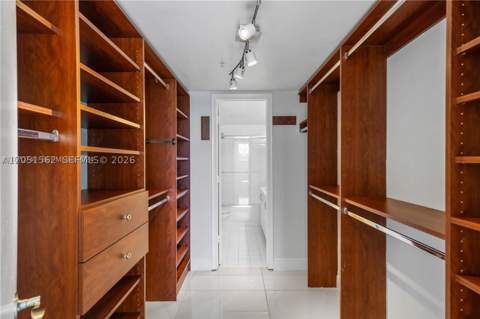 16590 NE 26th Ave 502, North Miami Beach FL - photo 14 of 27